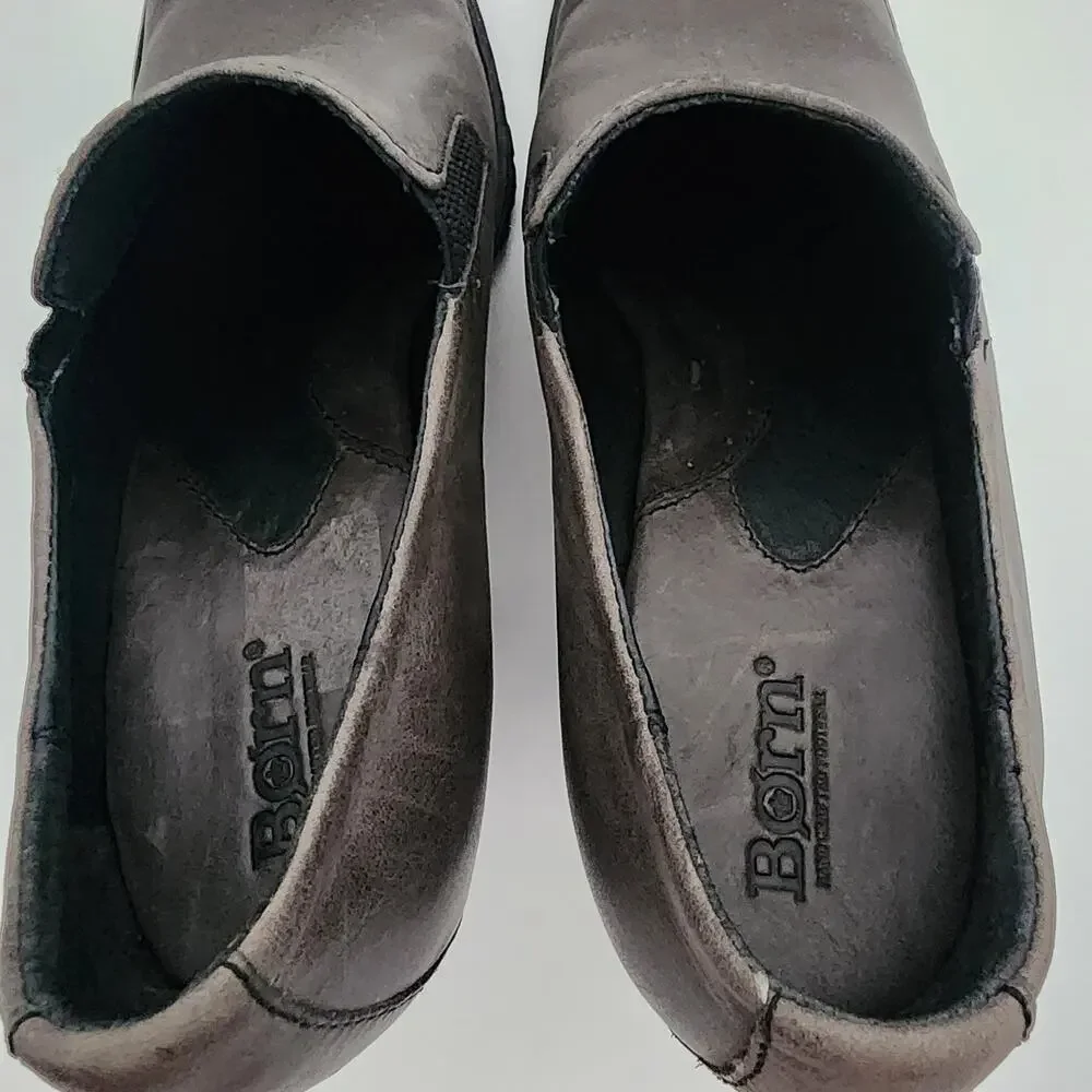 Born Gertrude‎ Ash Taupe Ankle Bootie heeled womens size 9